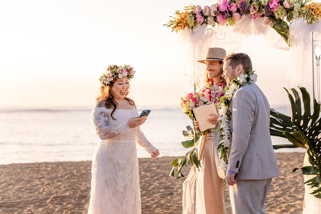 bride and groom in honolulu sunrise elopement