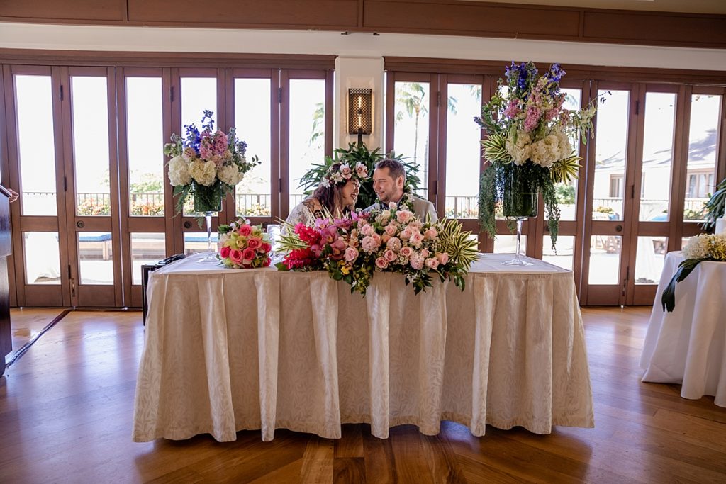 bride and groom in honolulu wedding